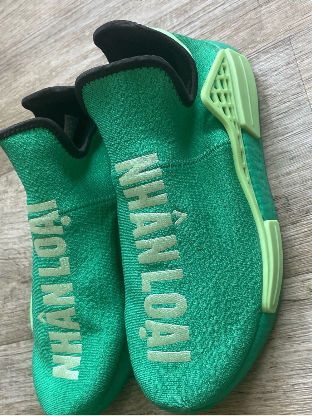 Adidas NMD Hu Human Race Pharrell Shoes Mens Womens Green Complexland Sneakers - Picture 4 of 15